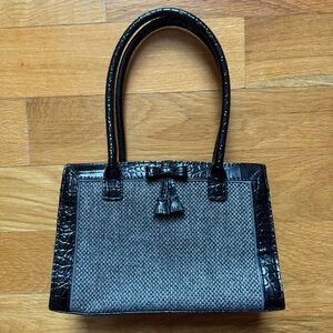 Liz Claiborne Black and Gray Bow Women's Handbag